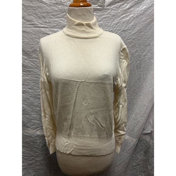 2 Piece Rodier Vintage Sweater and Turtleneck Set, Cream, Black, and Gold - Picture 2 of 8